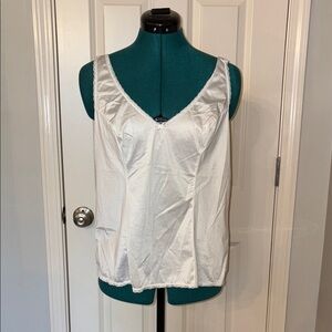 Vanity Fair Cream Fitted Sleeveless Chemise